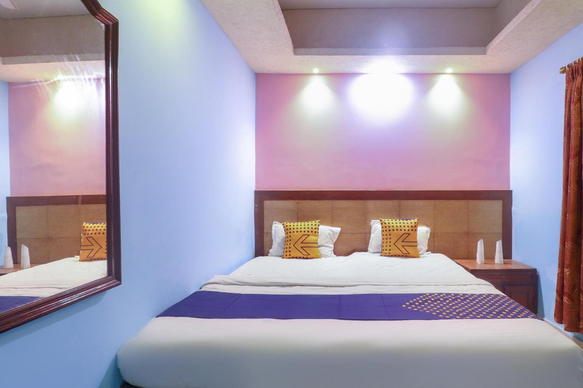 Spot On 75963 Hotel Prince Бодх Гая Екстериор снимка